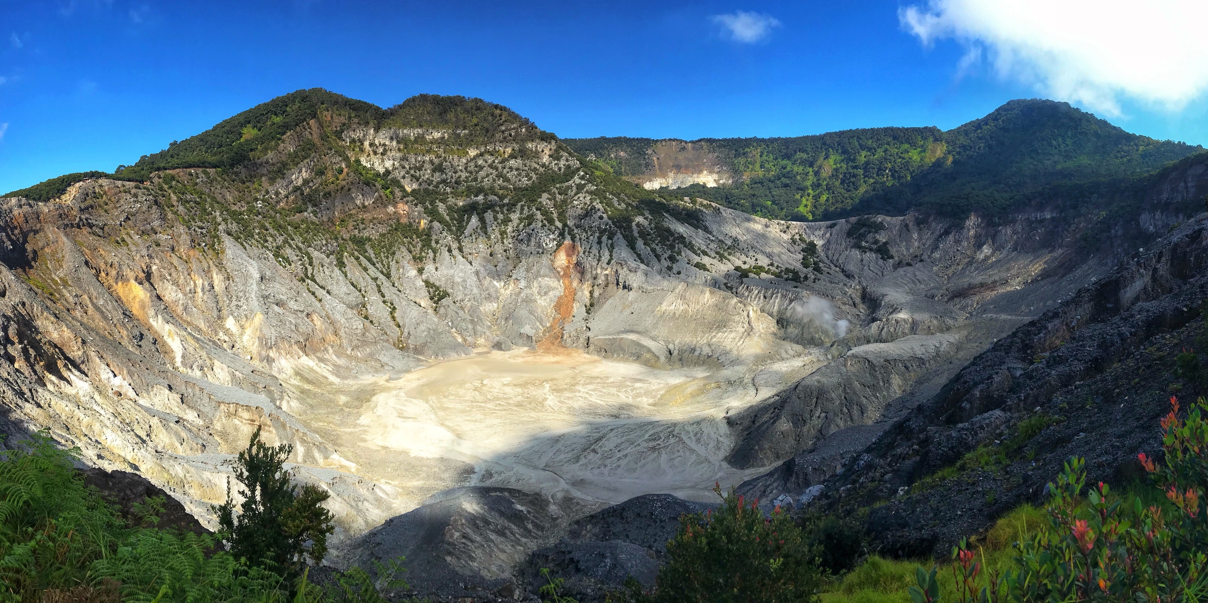 Tangkuban Perahu